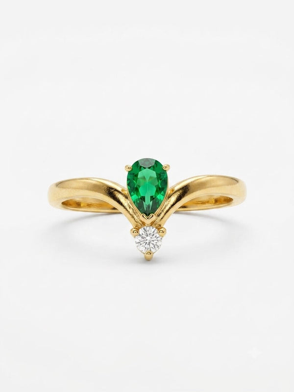 Pear Emerald Ring